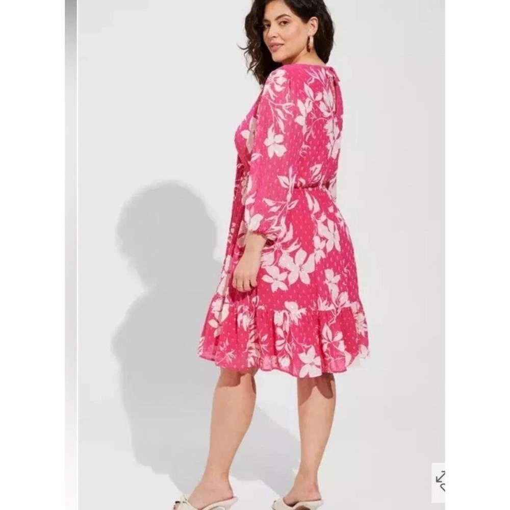 Torrid Plus Size‎ 3 Hot Pink Clip Dot Tropical Floral Mini Babydoll V Neck Dress - Picture 6 of 11